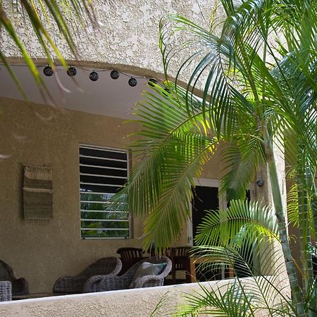 Апартаменты Caribbean Happyness Виллемстад Экстерьер фото