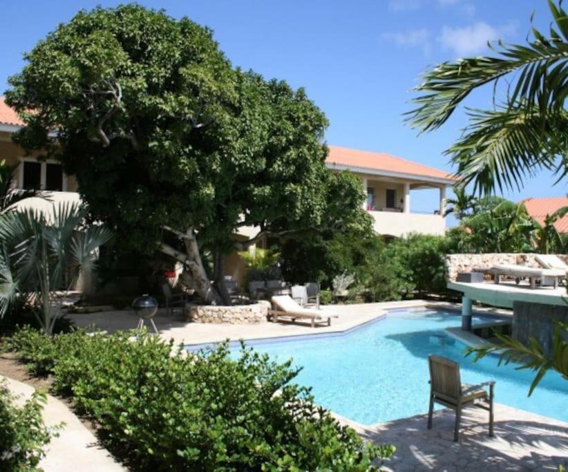 Апартаменты Caribbean Happyness Виллемстад Экстерьер фото