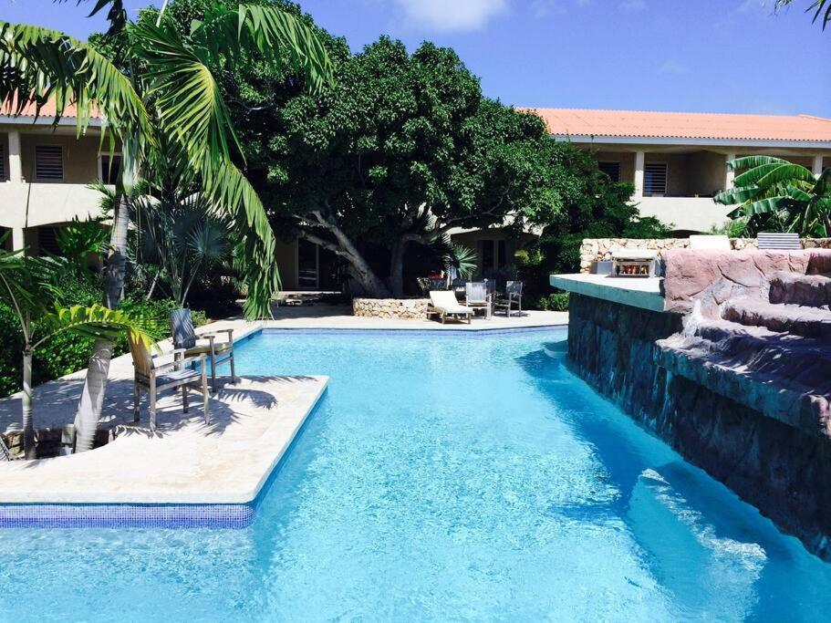 Апартаменты Caribbean Happyness Виллемстад Экстерьер фото